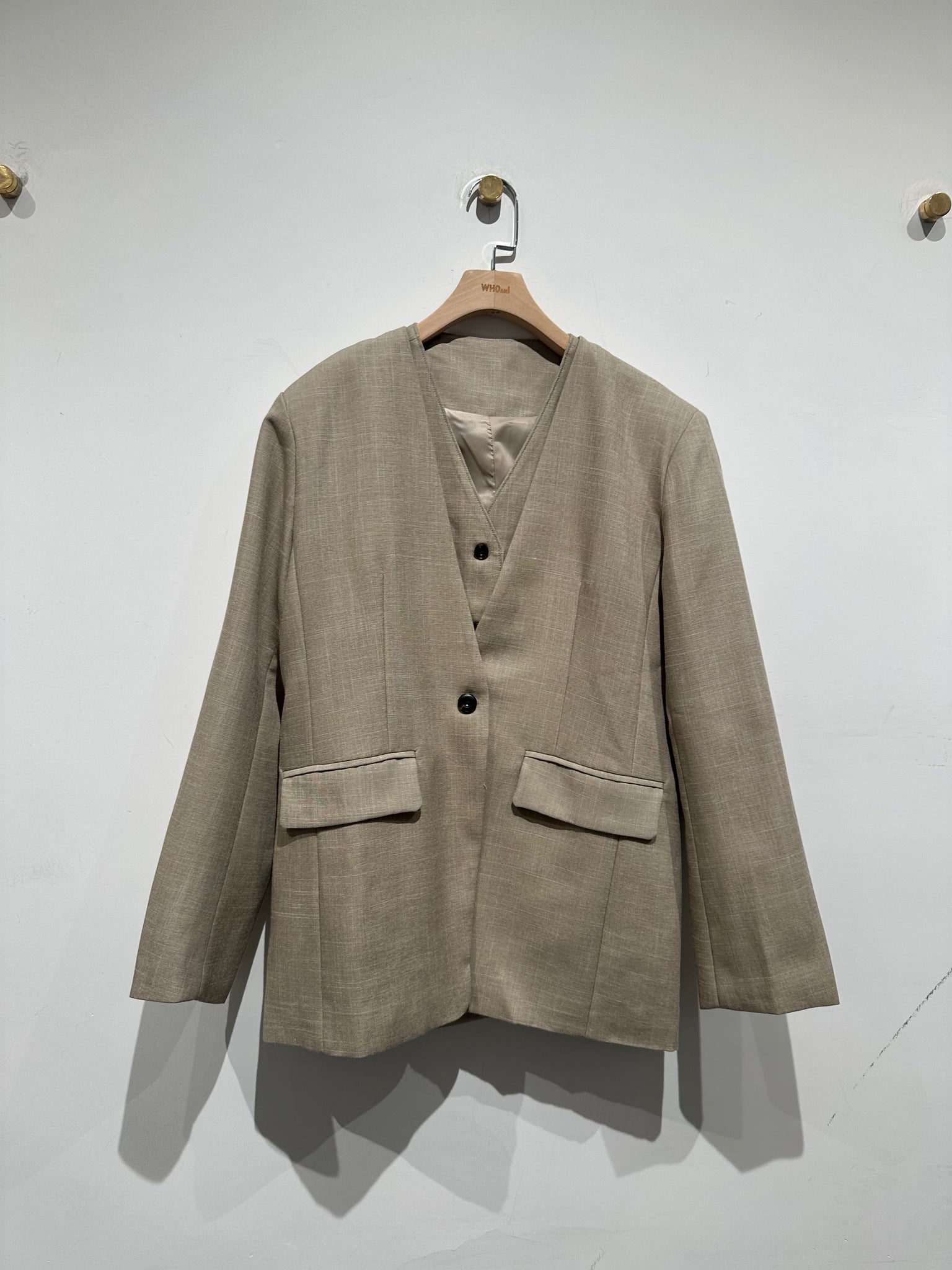 Collarless Blazer & Tailor Vest Set (3-5Sep 超抵價$798, 之後批發價$898)