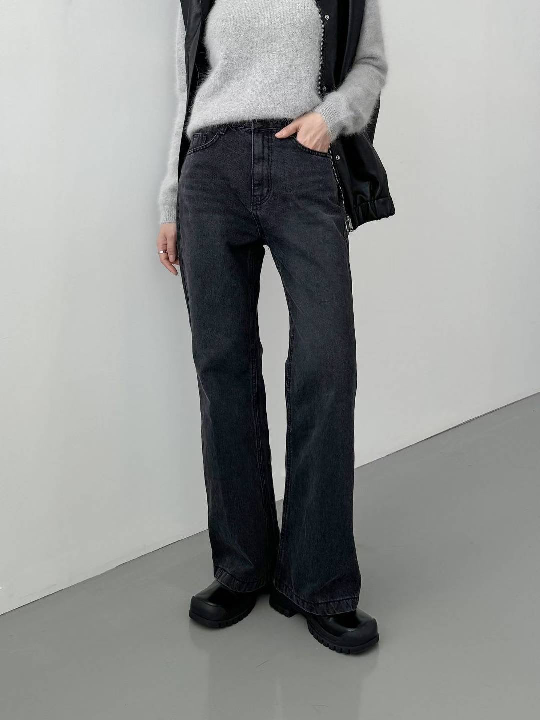 Daily Washed Flare Jeans