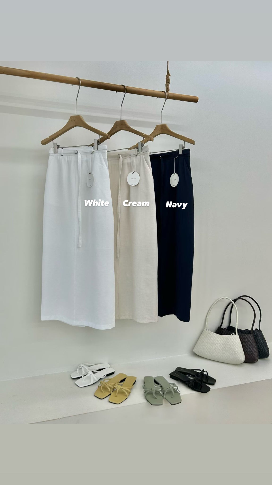 Quality Stitch Skirt (18-20Jun 超抵價$368, 之後批發價$398)