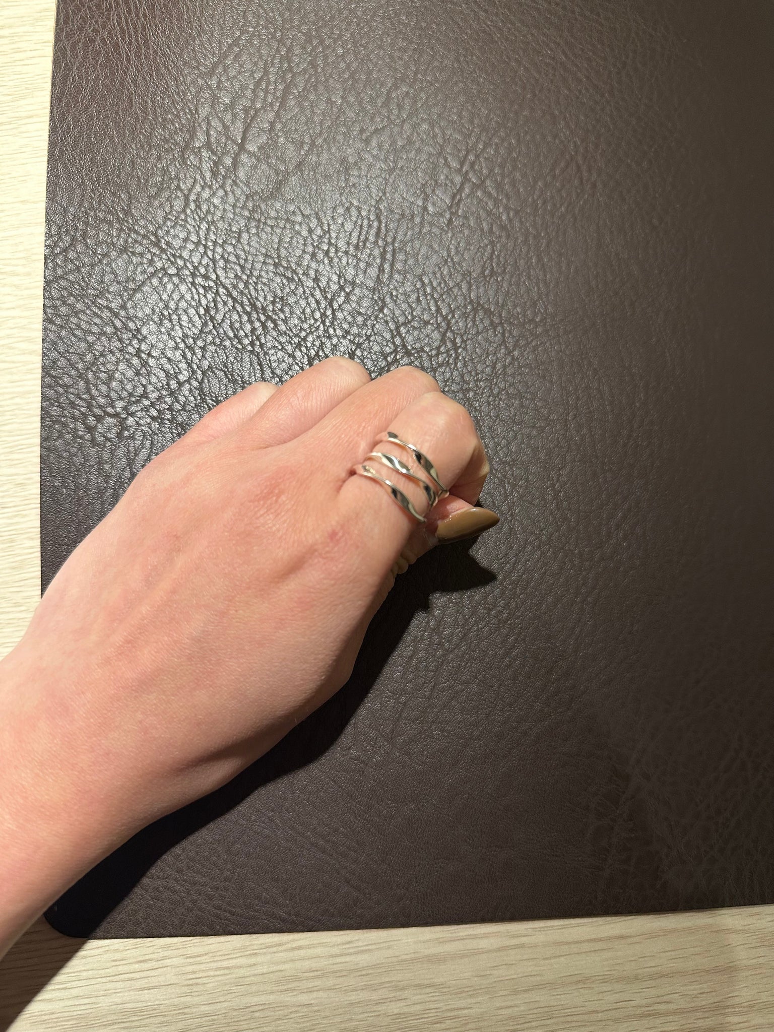 R14 (25-27Nov $268, 之後批發價$298）