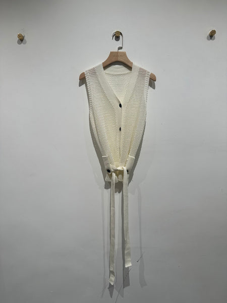 Button Tie Knit Top  (2-5Jul 超抵價$268, 之後批發價$298)