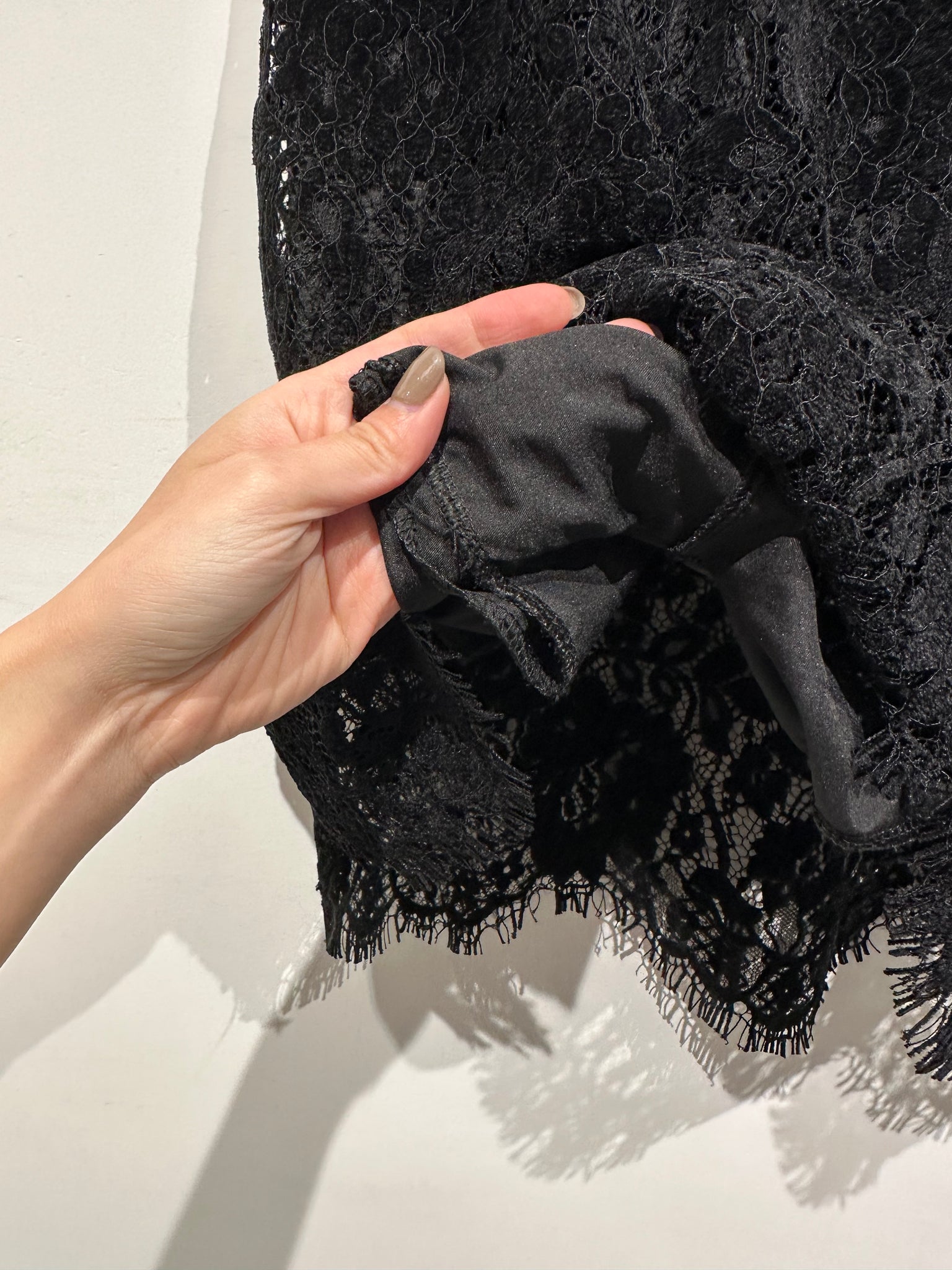 Lace Suede Mini Skirt (15-18Jan $298, 之後批發價$348）