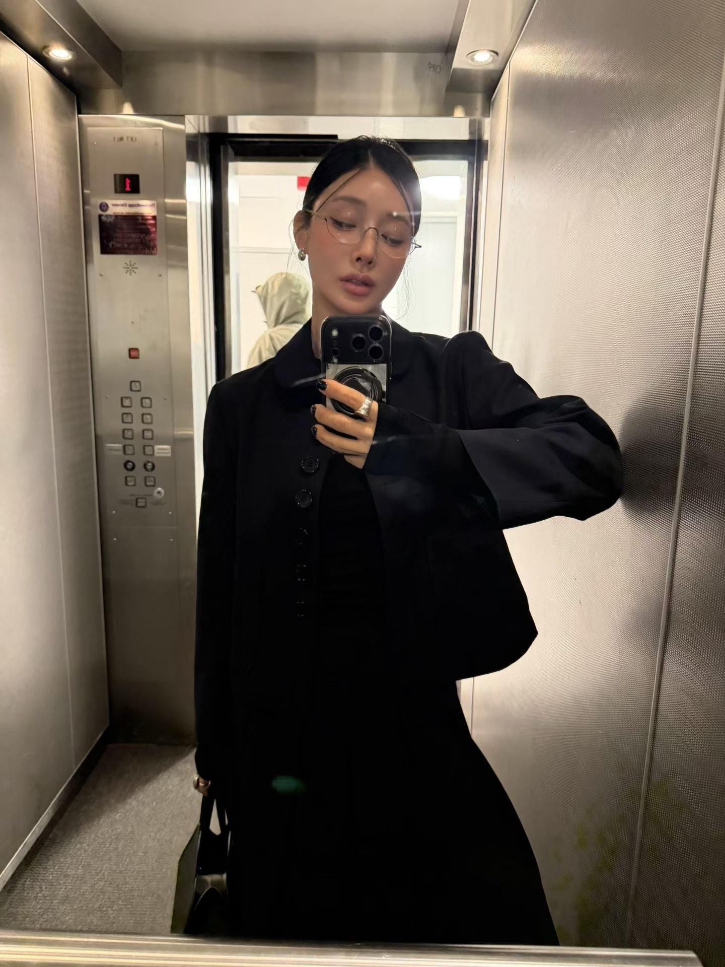 Deluxe Doll Collar Button Coat (24-26Sep超抵價$988, 之後批發價$1088)