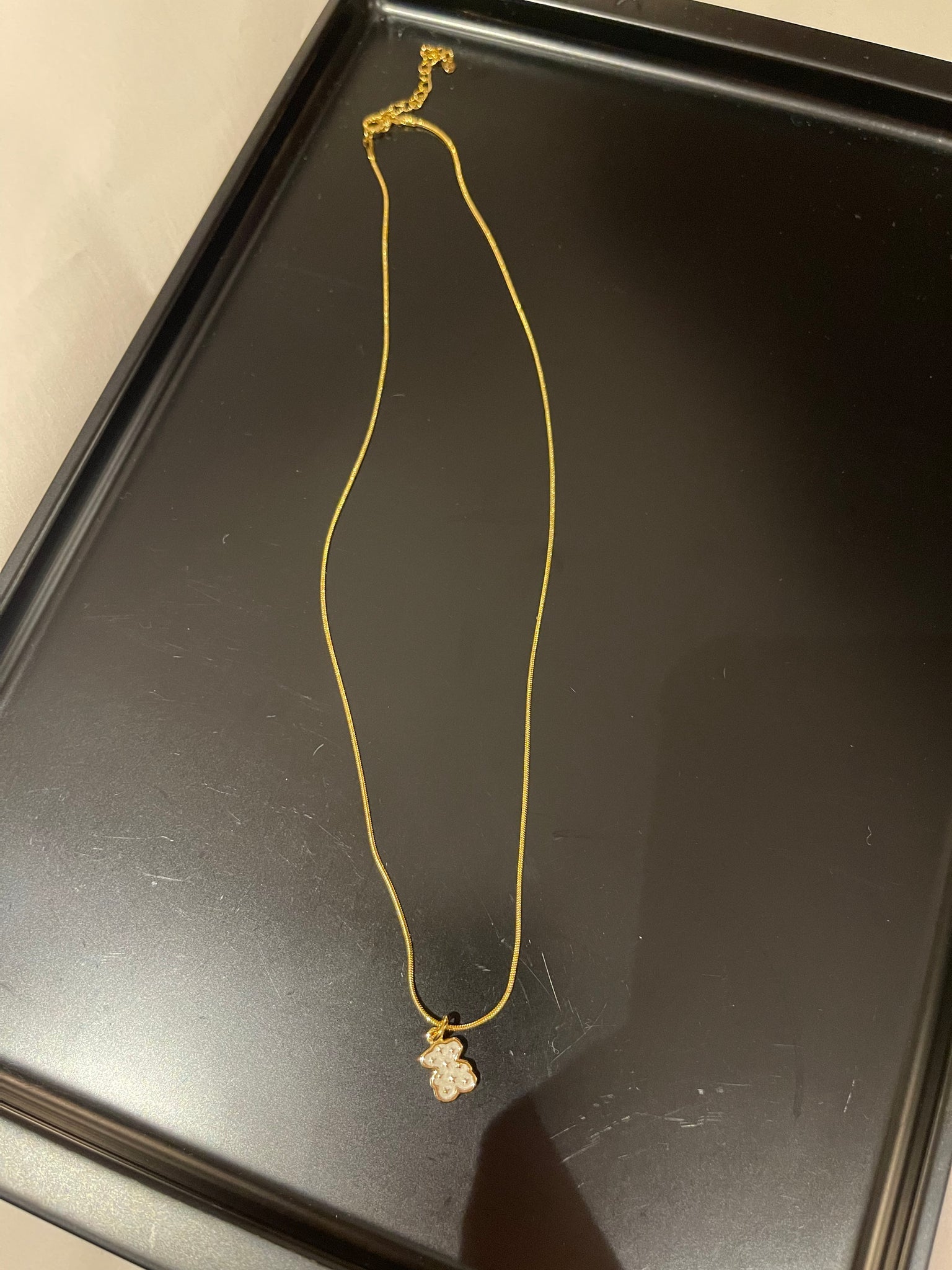 WS2023NOV196 (Necklace - Gold With White Pendant)