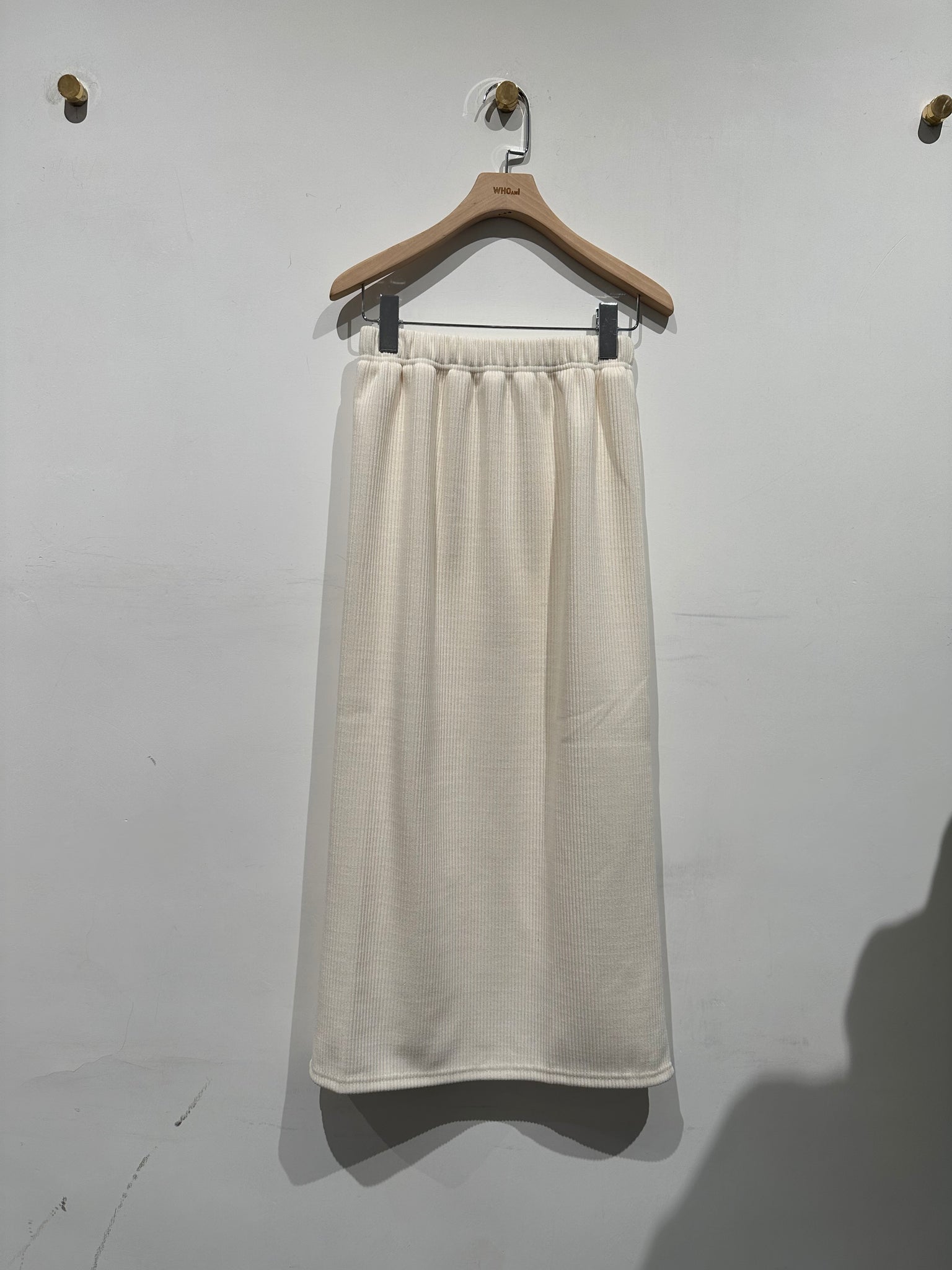 Corduroy Ribbed Pensil Skirt  (加購$198)