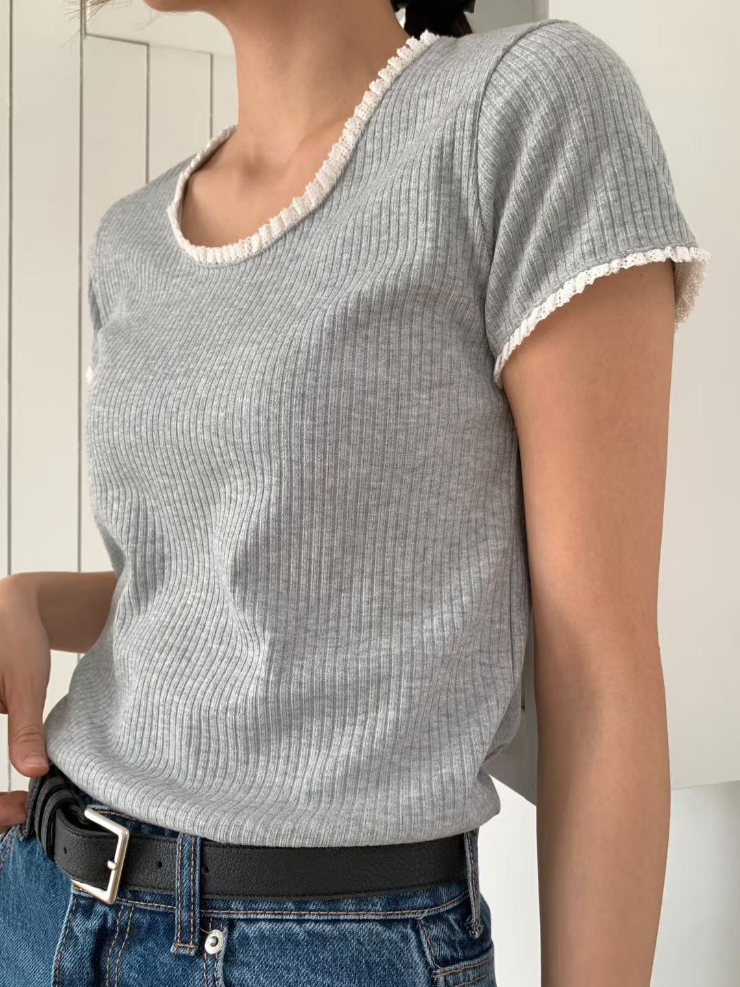 Lace Trime Ribbed Tee