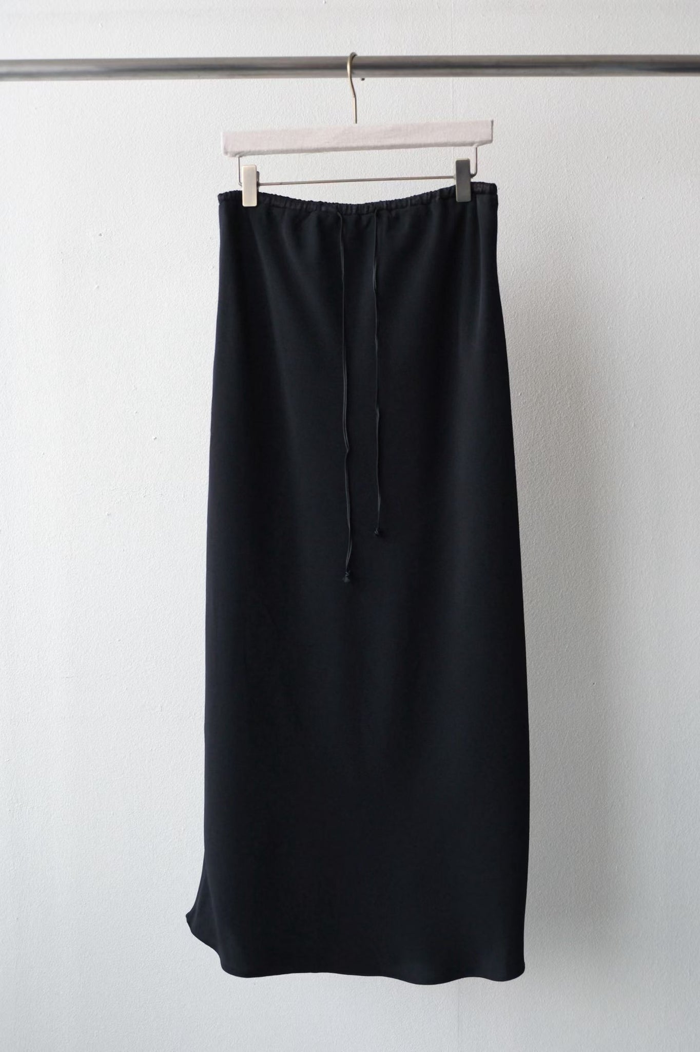 Elastic Band Drape Long Skirt (10-12Sep超抵價$398, 之後批發價$448)