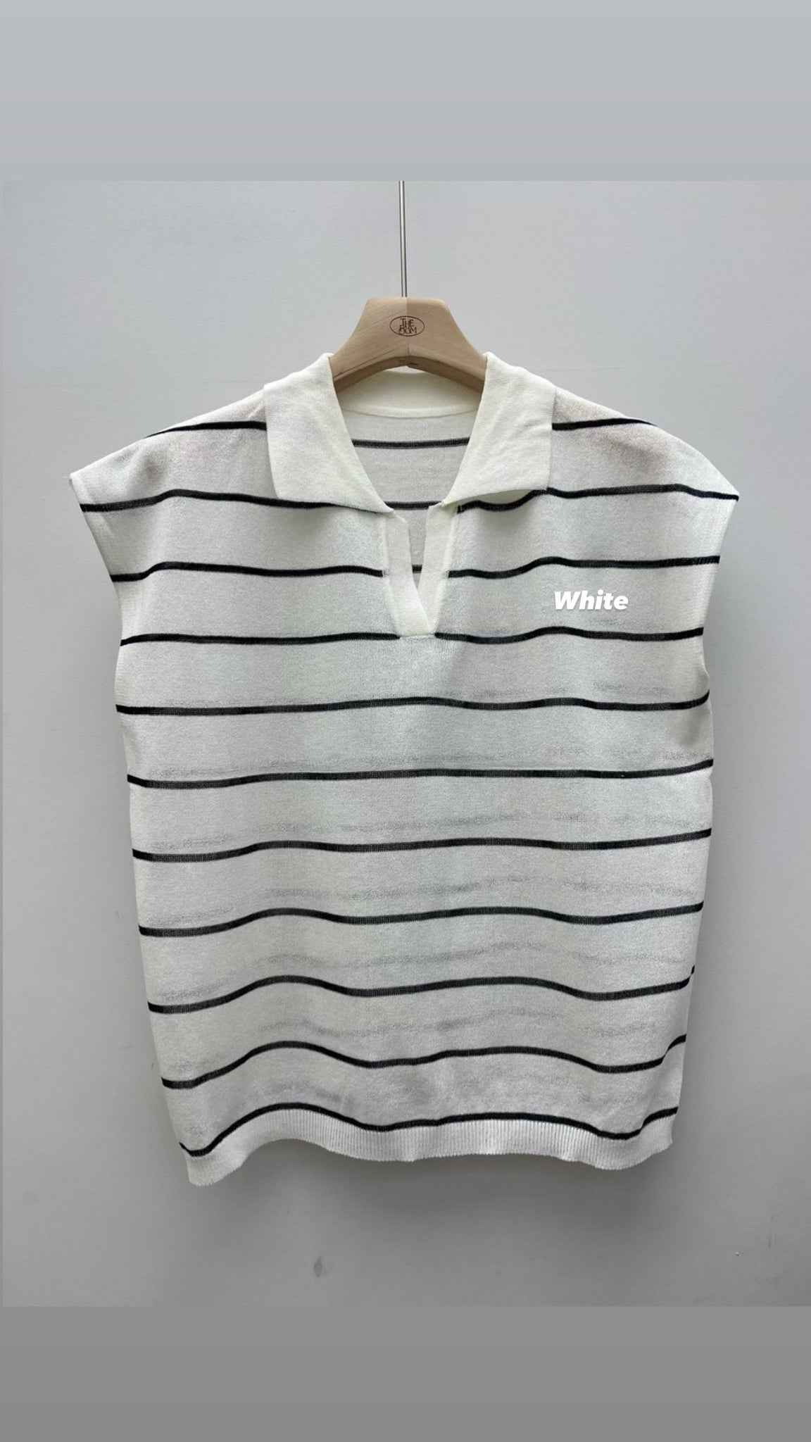 Essential Open Collar Stripe Polo Knit Top (限時超抵快閃價$268至今晚23:59, 19-20Jul 超抵價$298, 之後批發價$348)