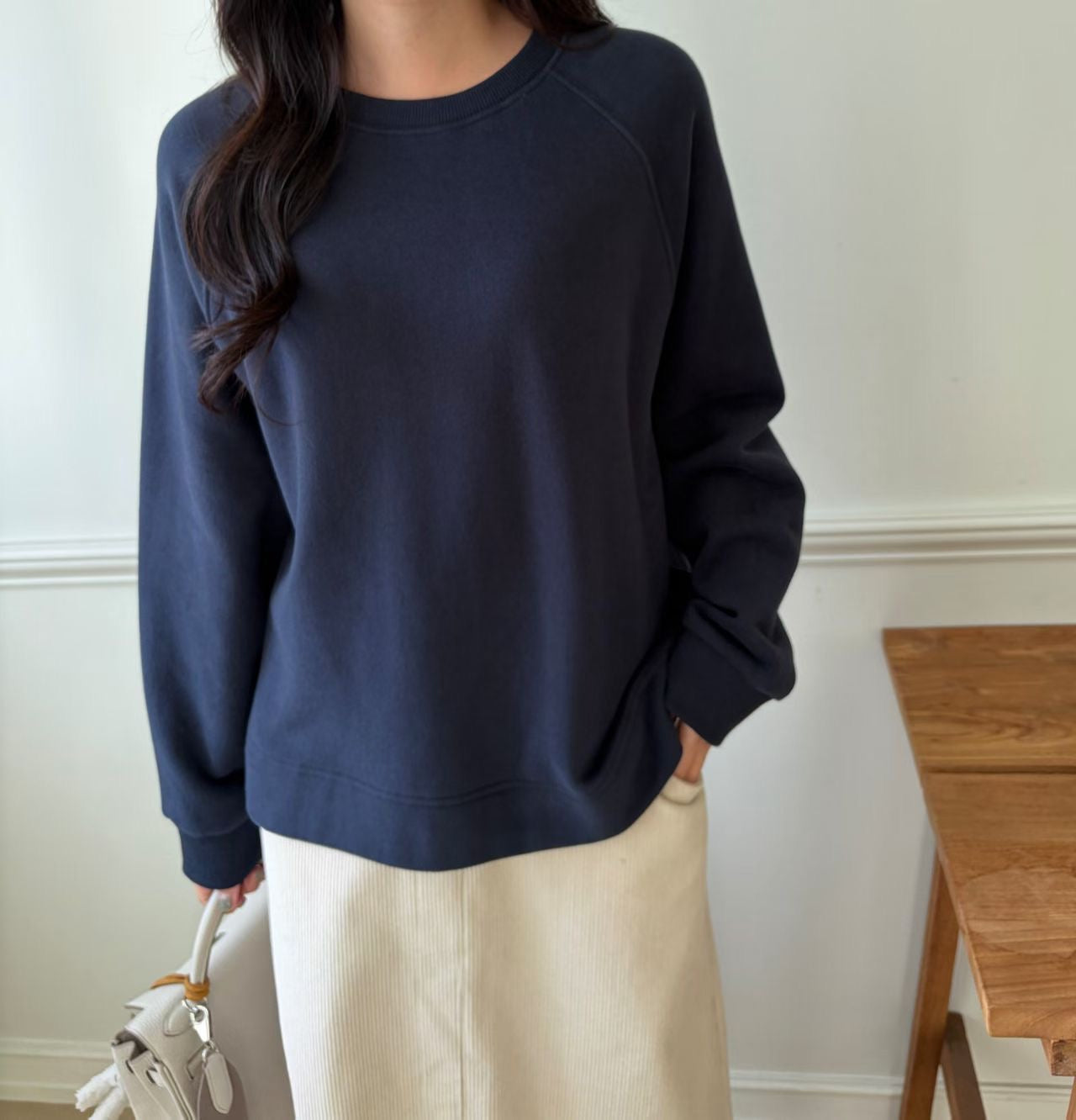 Side V Sweater (15-18Jan $298, 之後批發價$368）