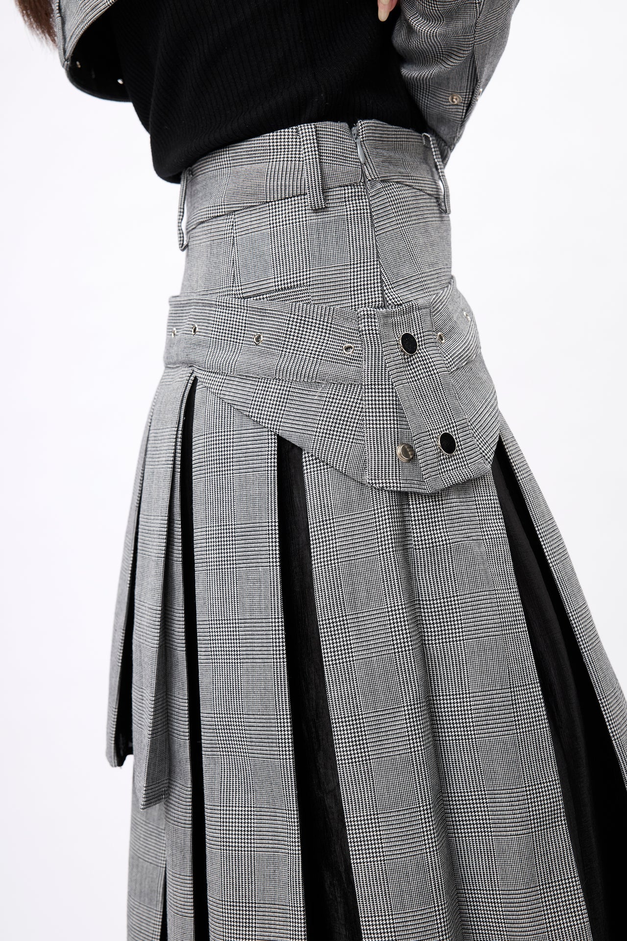 Asymmetric 2-Layers Plaid Pleated Skirt