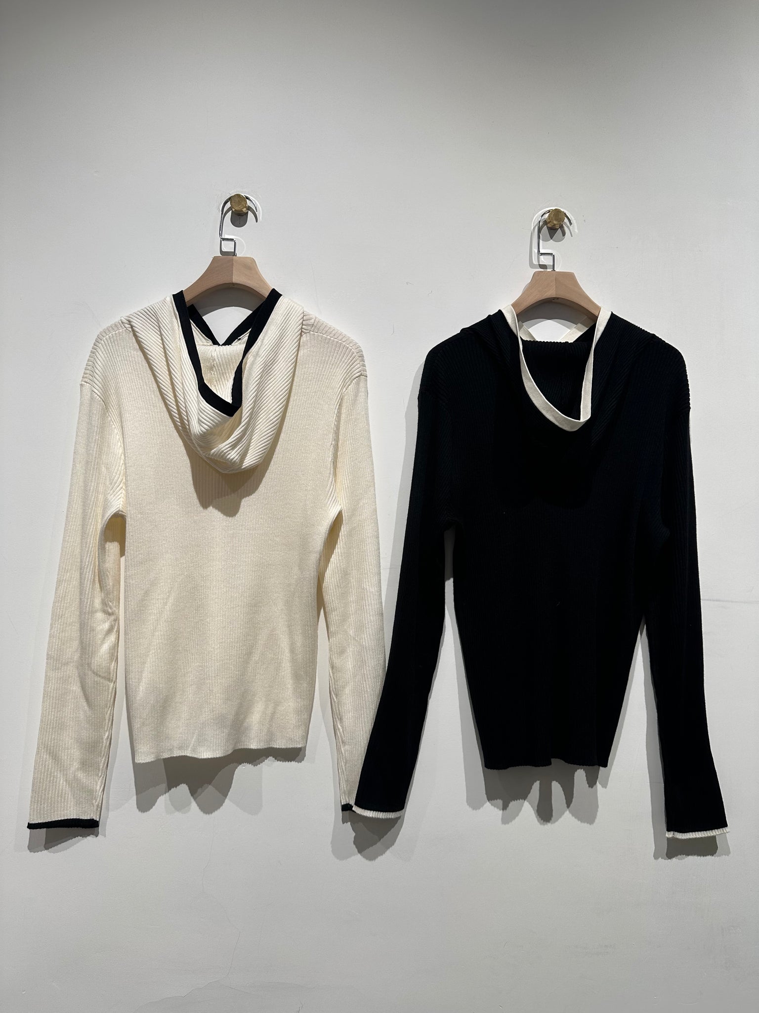 Two Tone Knit Hoodies (5-8Nov $298, 之後批發價$398）
