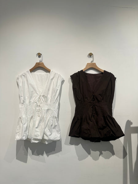 Delicte Puffy Folded Vest (9-11Jul 超抵價$448, 之後批發價$498)
