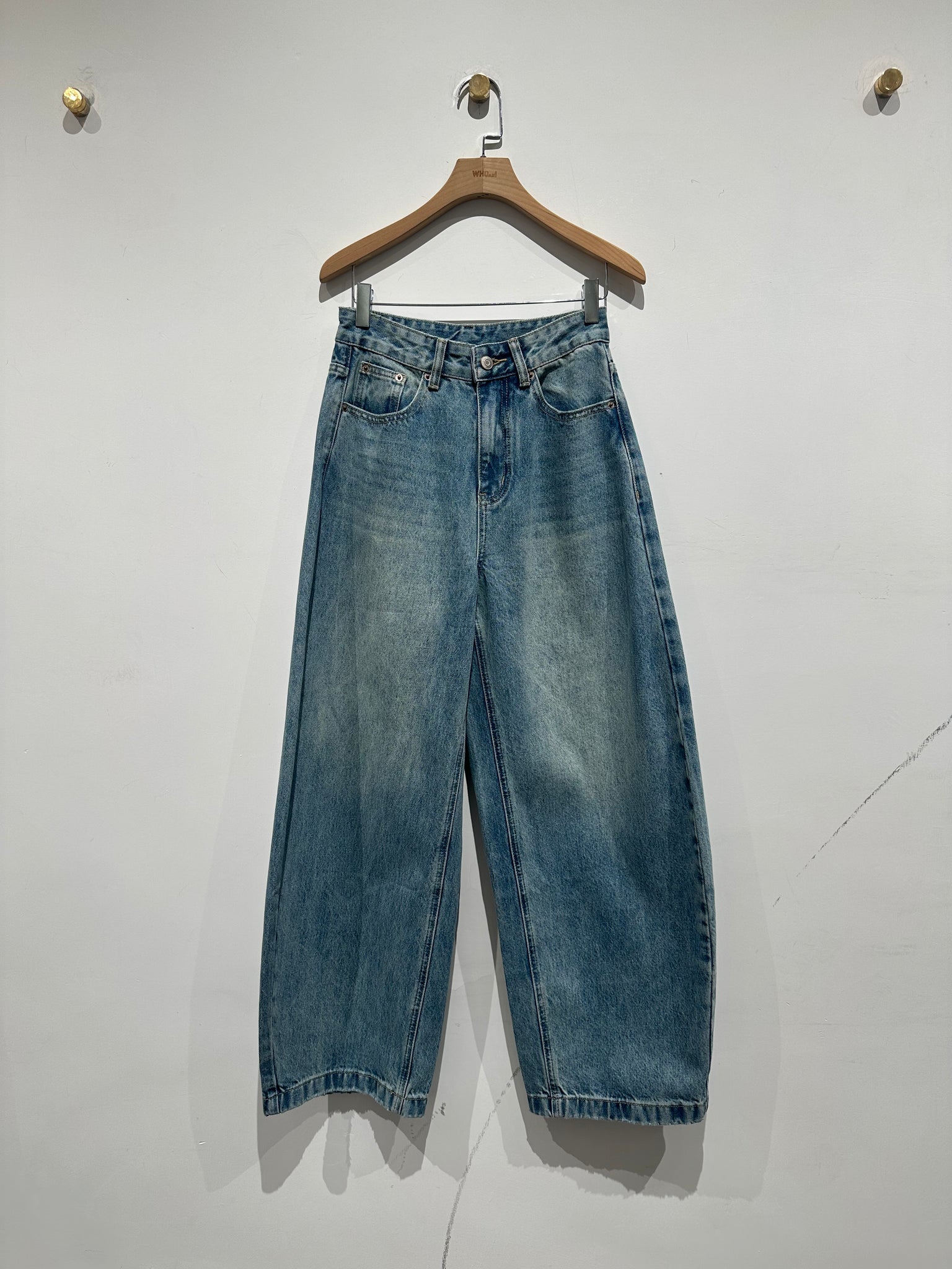High Waist Barrel Washed Jeans (3-5Sep 超抵價$398, 之後批發價$468)
