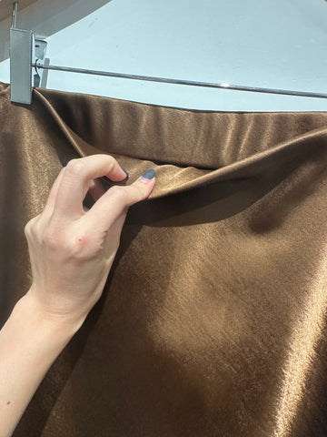 Quality Satin Skirt (5-8Nov $298, 之後批發價$398）