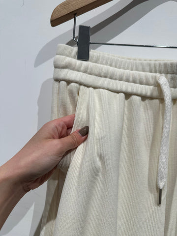 Daily Causal Ribbed Pants (15-18Jan $298, 之後批發價$348）