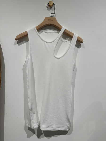 T1