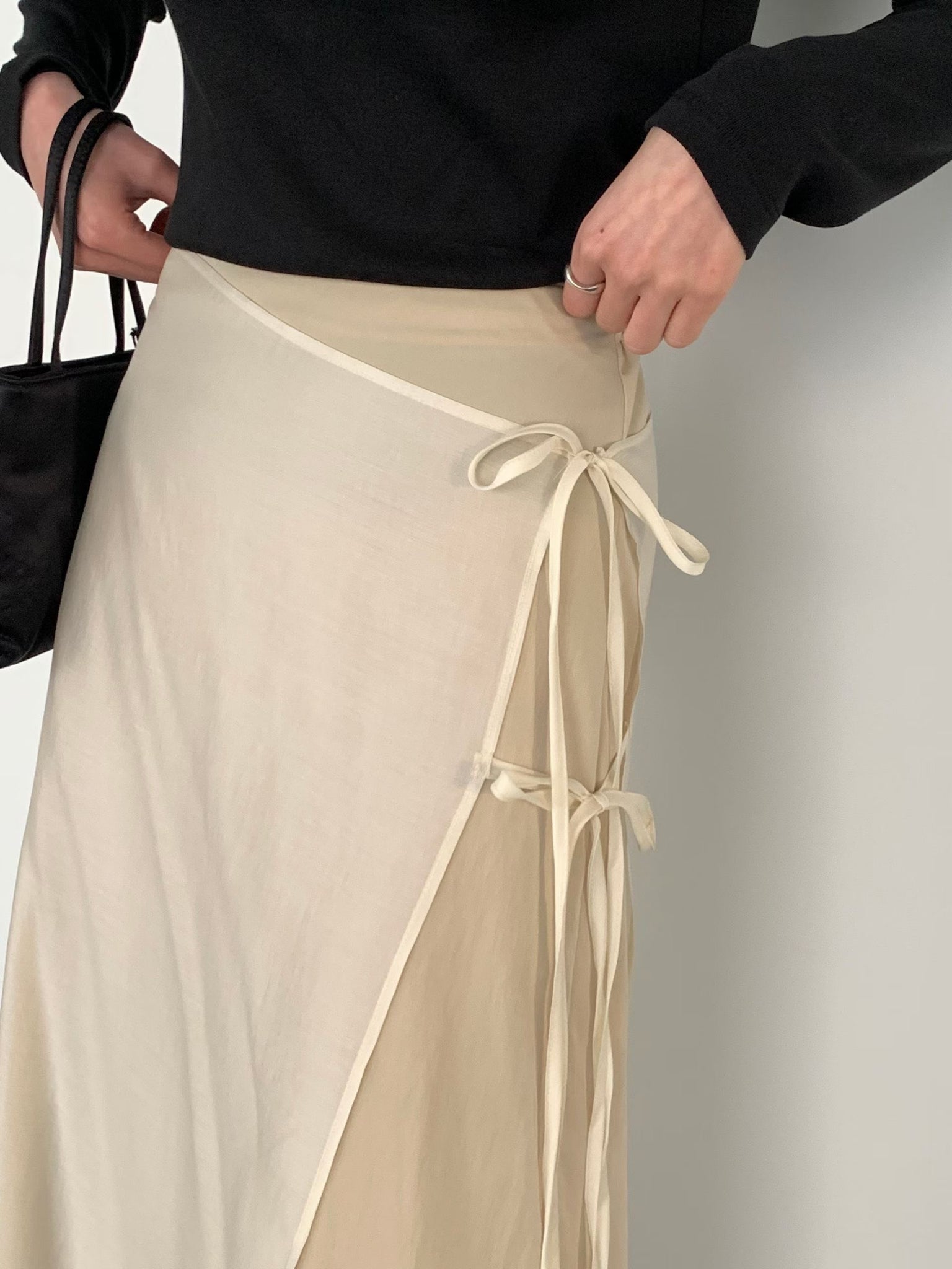 Side Tide Skirt