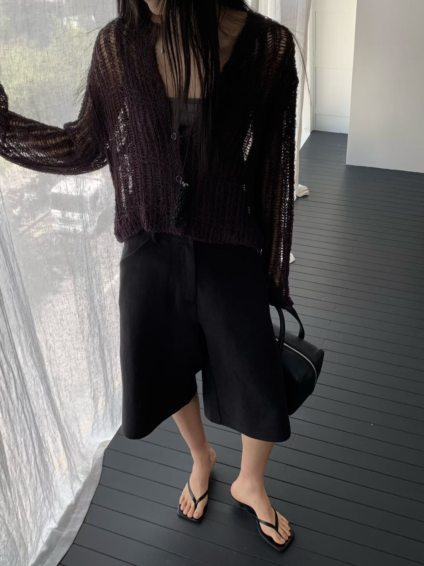 Nice Cutting Bermuda Shorts (5-6Jun 超抵價$468, 之後批發價$498)