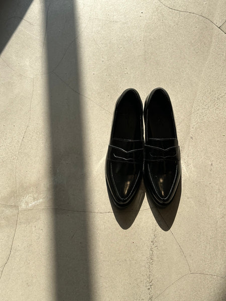 Pointed Leather Loafer (14-16Jan $398, 之後批發價$498）