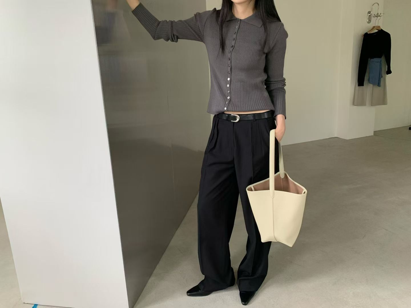 Asymmetric Back Pocket Tailor Pants (9-11Sep超抵價$468, 之後批發價$498)