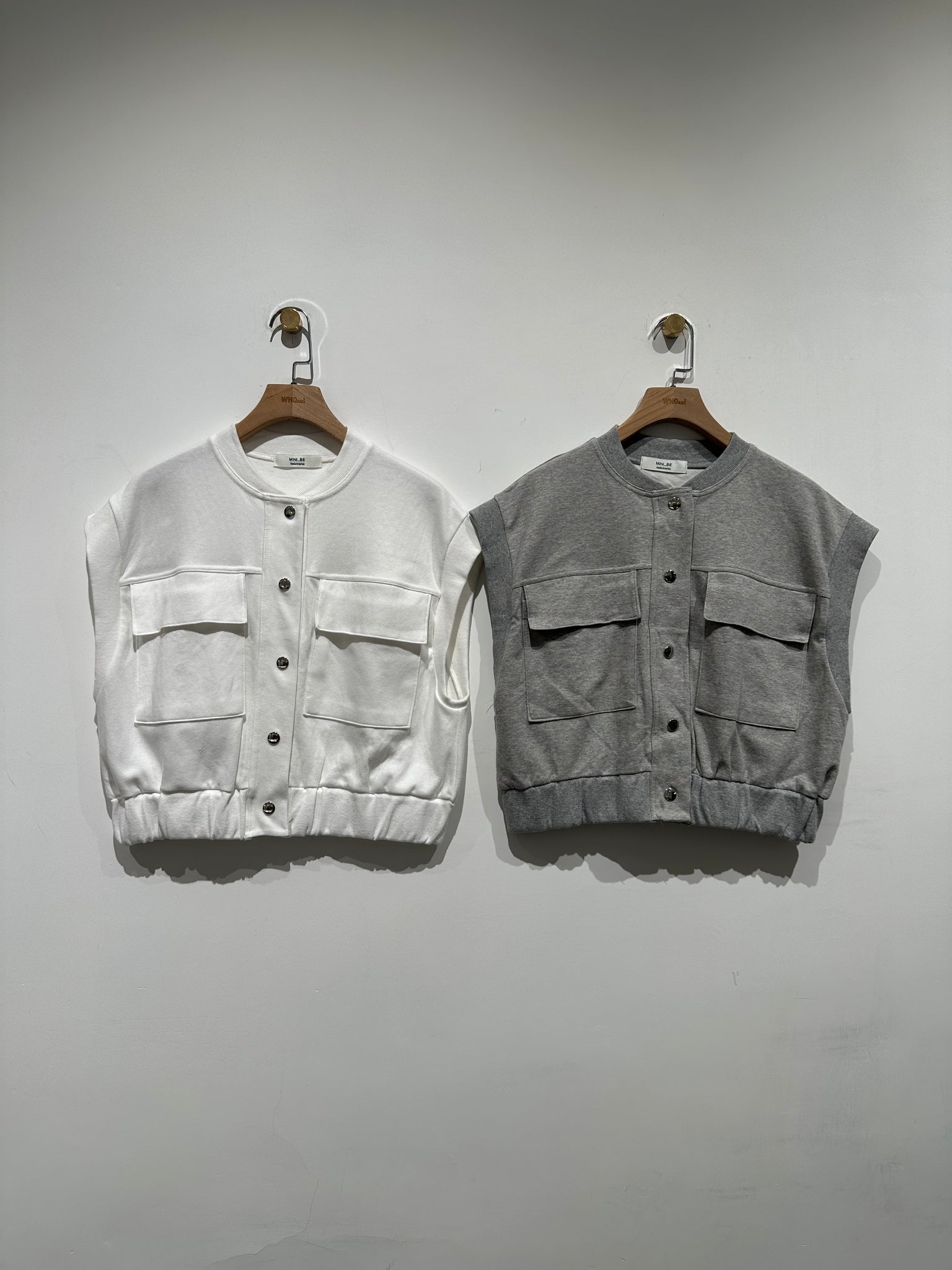 T9 button cotton vest (19-21Jun $398, 之後批發價$428）