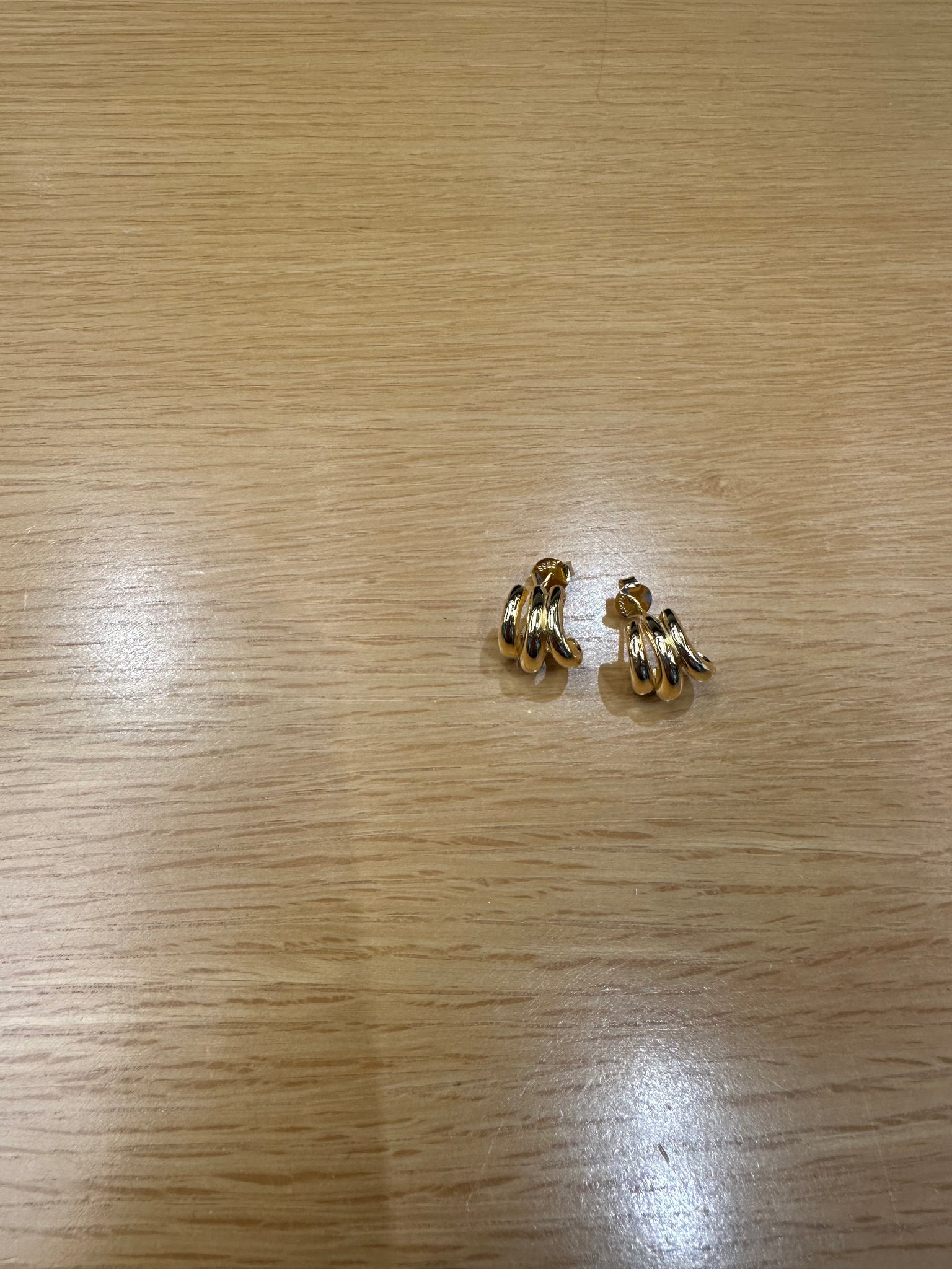 E10 (2-4Mar $498, 之後批發價$528）