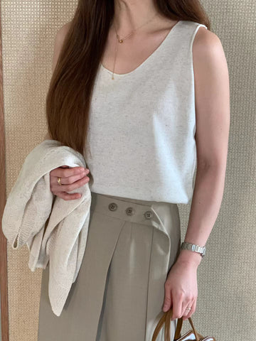 Essential VV Quality Knit Top