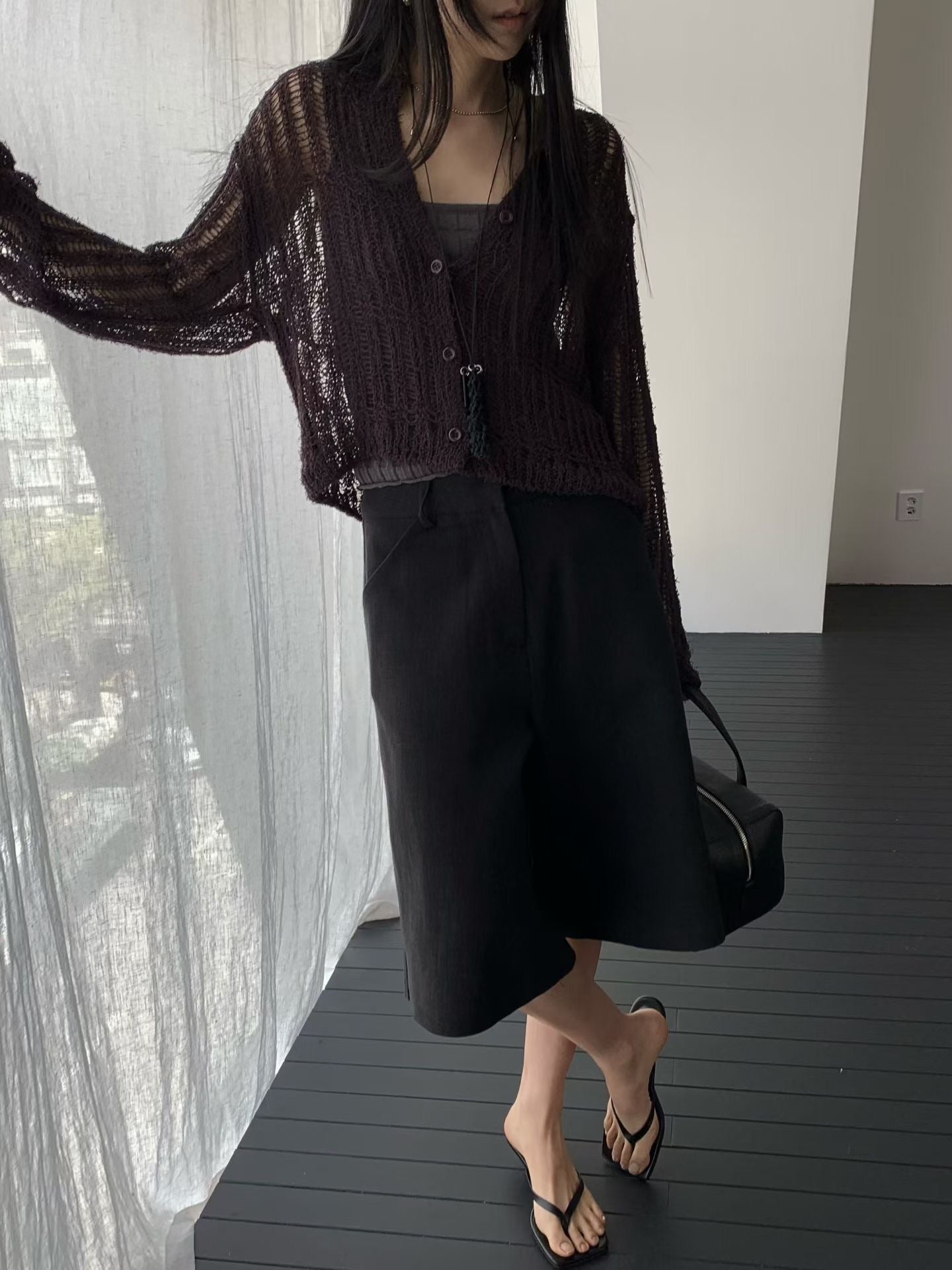 Nice Cutting Bermuda Shorts (5-6Jun 超抵價$468, 之後批發價$498)