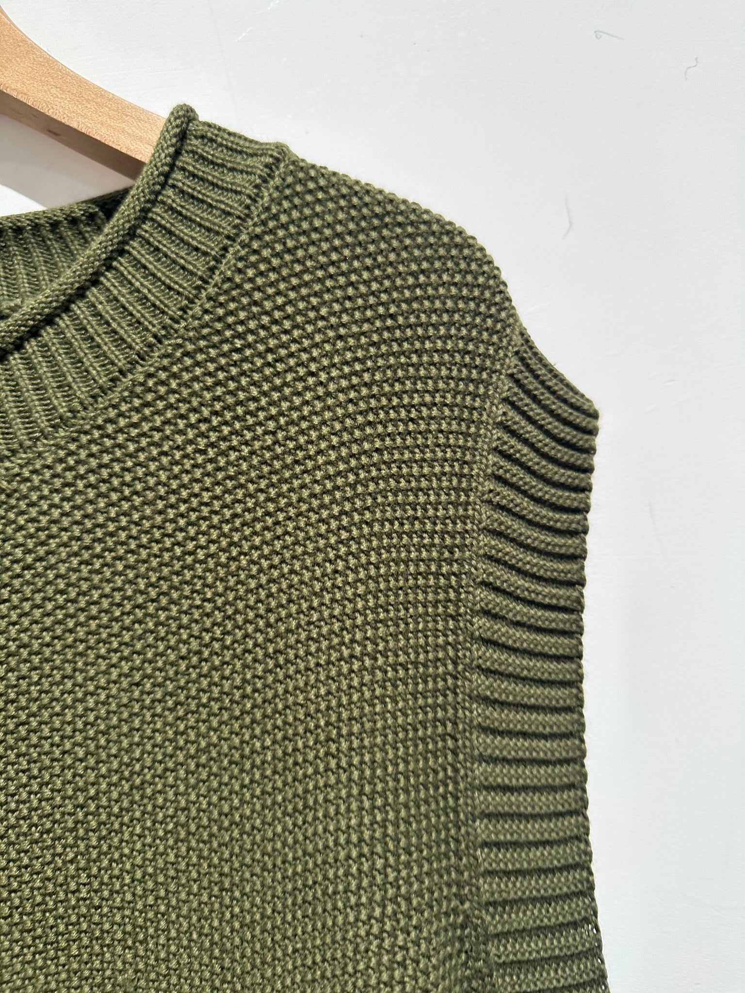 Thick Collar Oversize Knit Vest