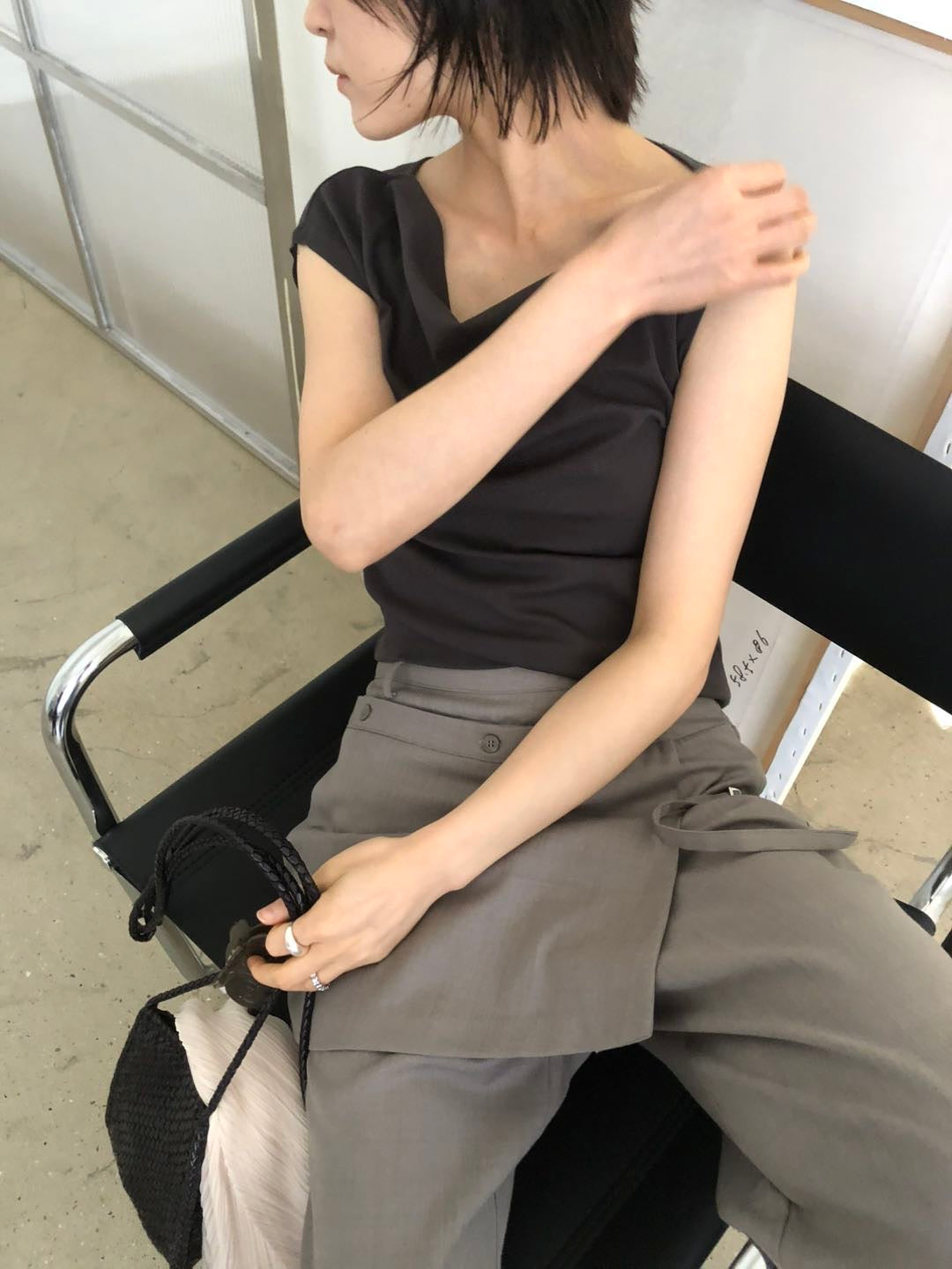 Button Single Shoulder Top (18-20Jul 超抵價$298, 之後批發價$328)