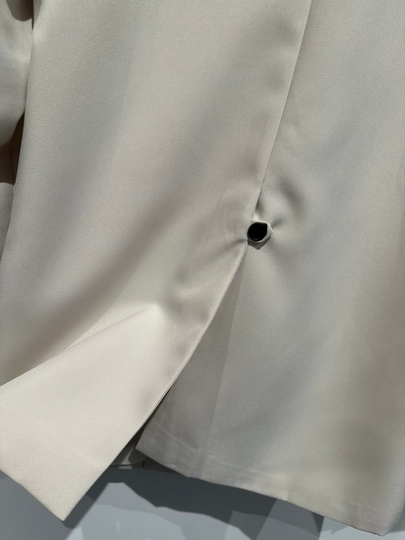 Summer Back Slit Button Blazer