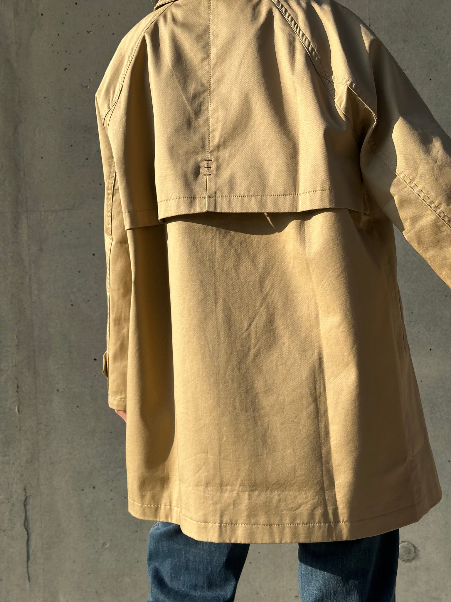 Classic Back Stitches Trench Coat (限時至抵價$398到今晚23:59, 之後超抵價$468)