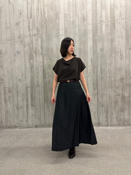 Stylish Two Pocket Fold Skirt