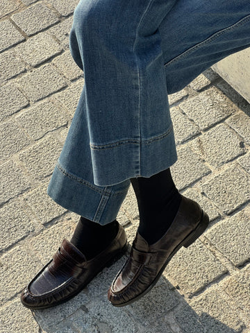 Thick Hem Straight Cut Jeans