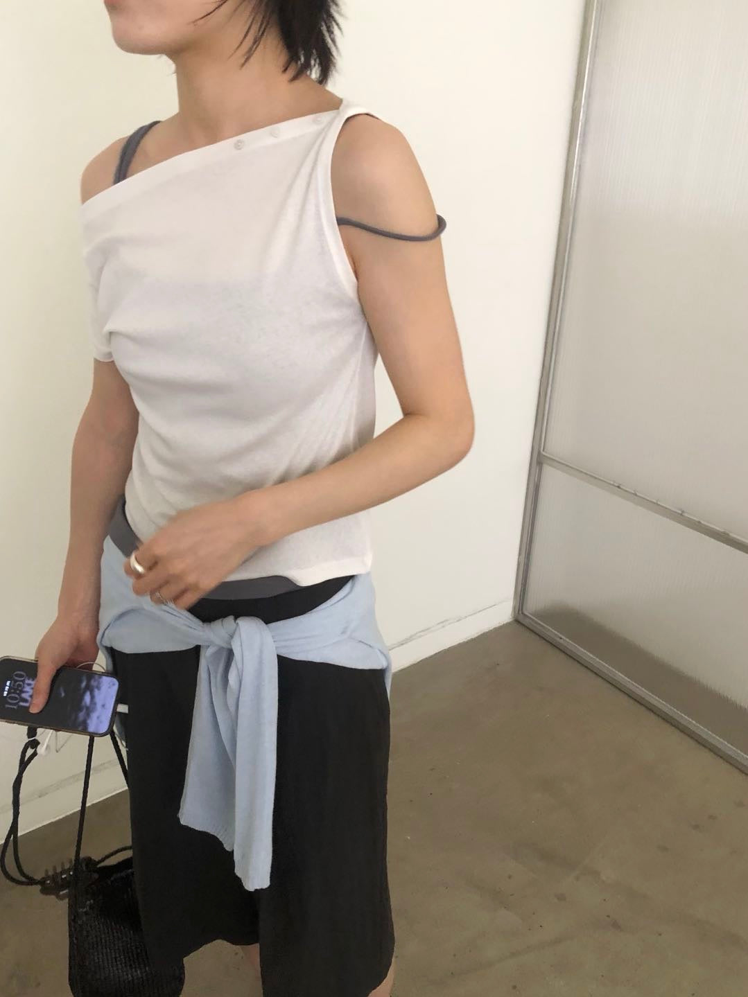 Button Single Shoulder Top (18-20Jul 超抵價$298, 之後批發價$328)