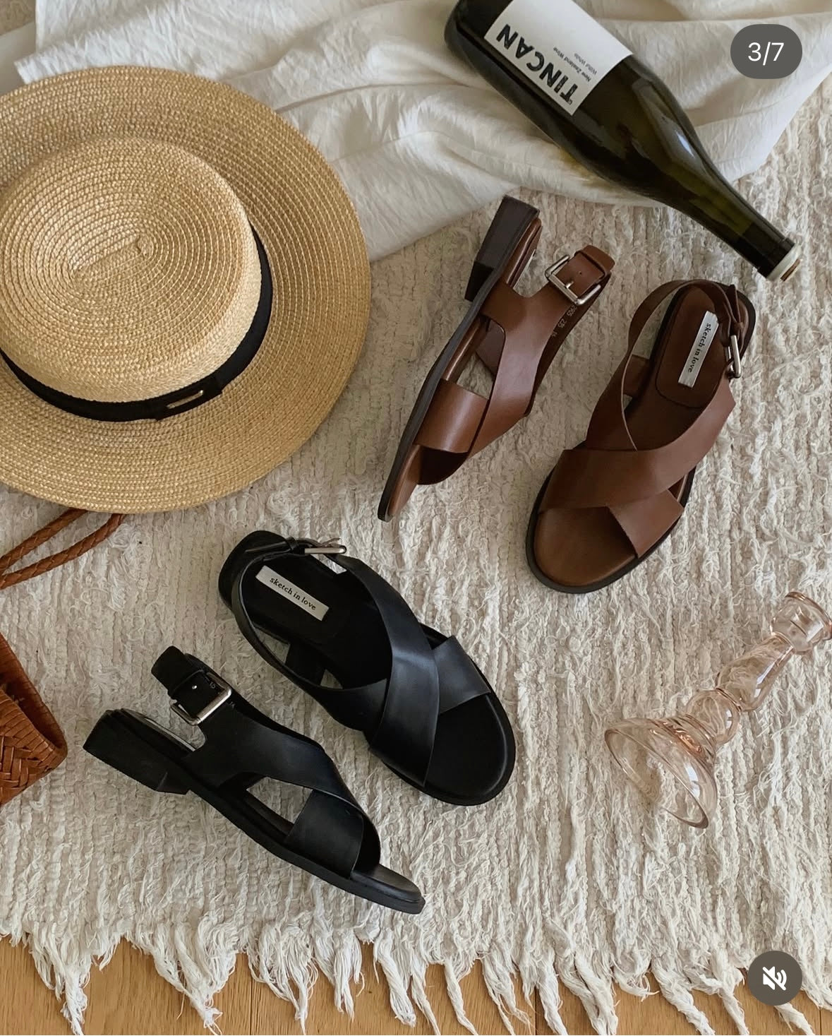 Genuine Leather Classy Cross Sandal (28-30May 超抵價 $528, 批發價$568)