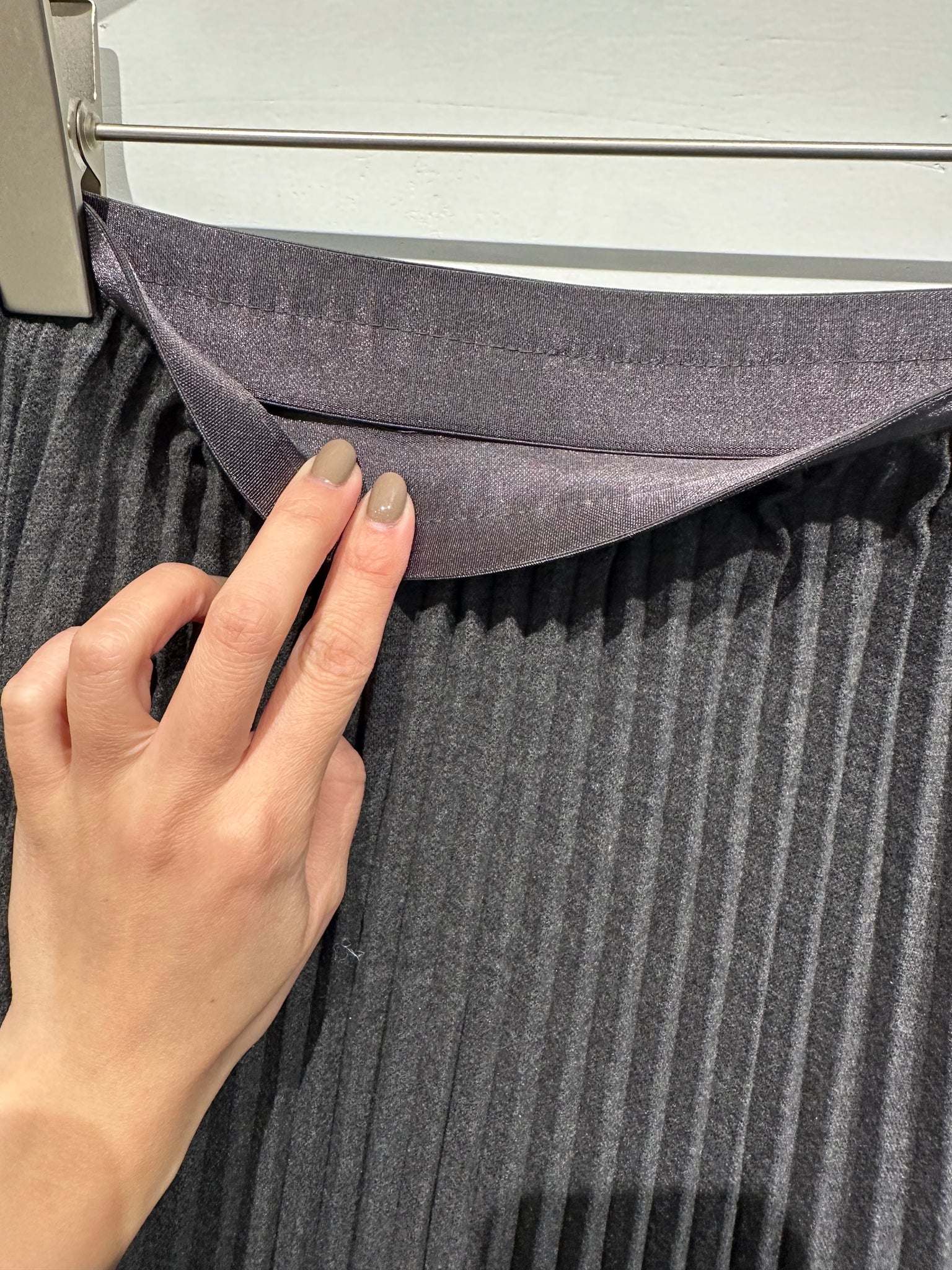 Quality Wool Pleated Skirt