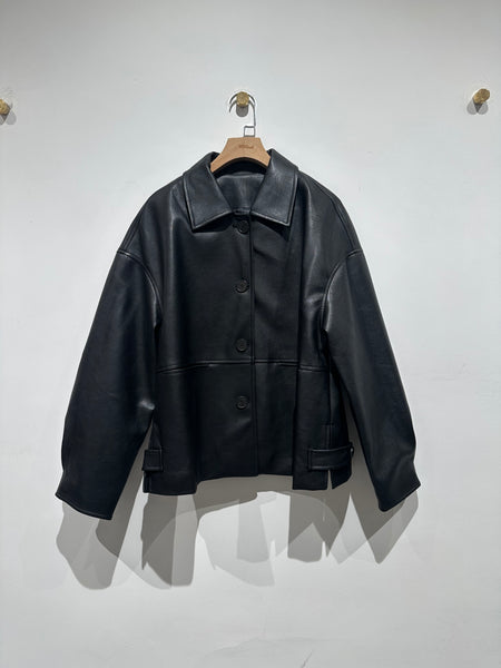 Boxy Faux Leather Button Jacket (5-8Nov $498, 之後批發價$698）