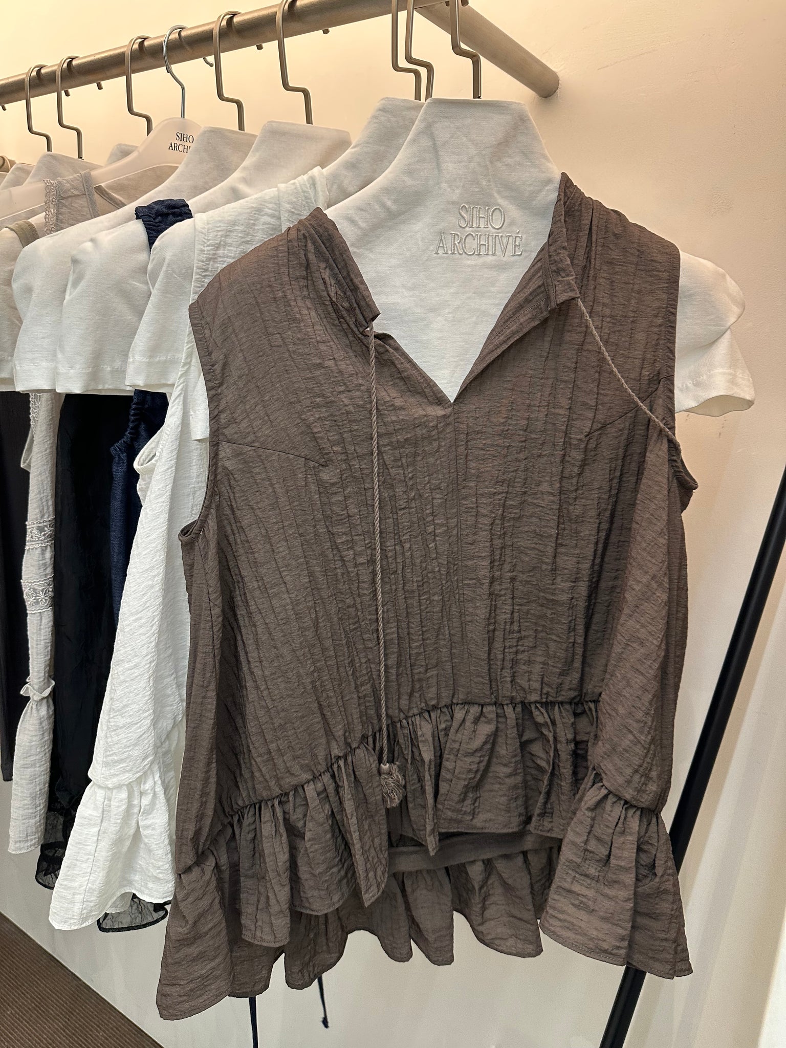 Details Doll Top (18-20Jul 超抵價$428, 之後批發價$468)
