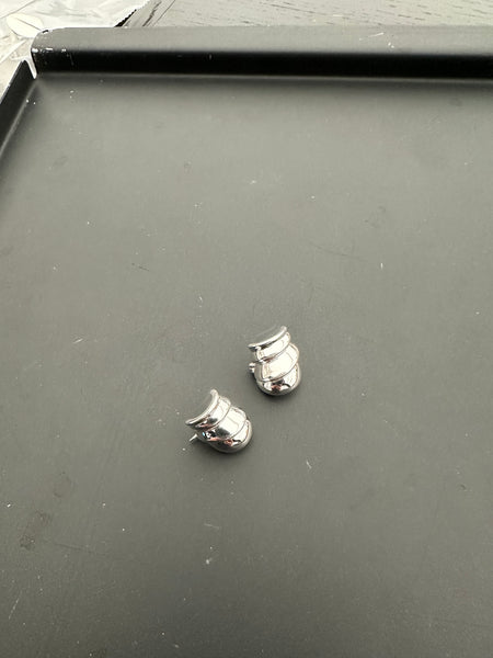 E4 (25-27Nov $468, 之後批發價$498）