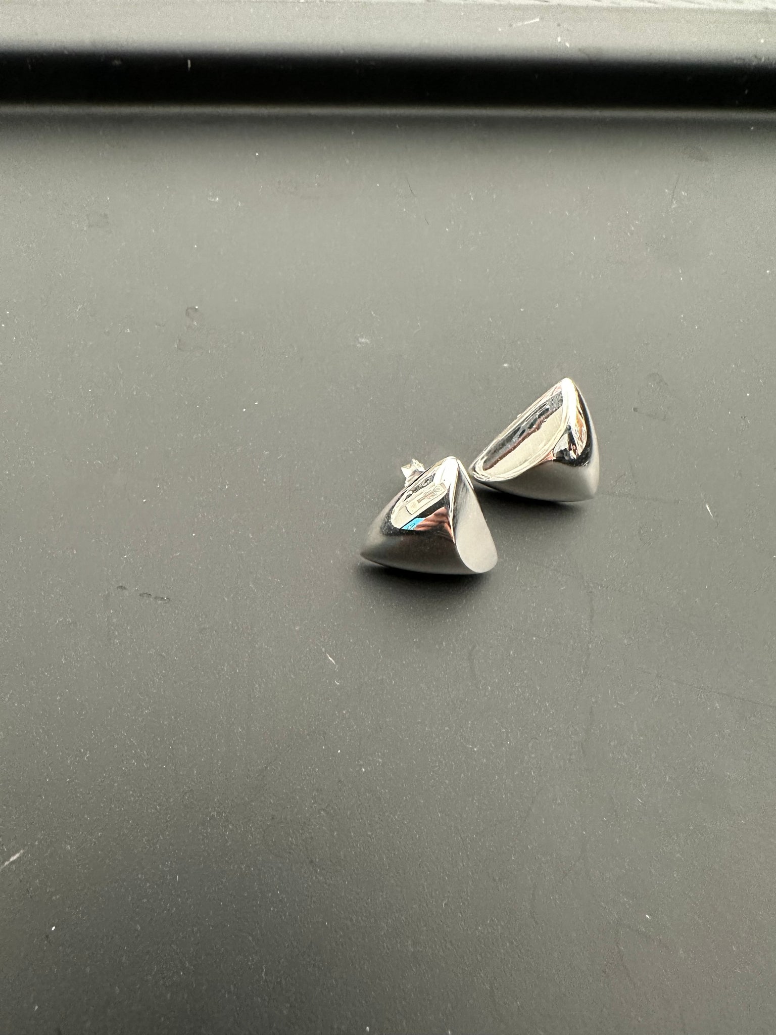 E5 (25-27Nov $298, 之後批發價$328）