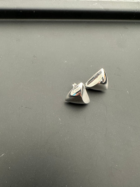 E5 (25-27Nov $298, 之後批發價$328）