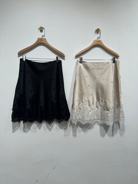 Deluxe Lace Skirt  (28-30May 超抵價$468, 之後批發價$498)