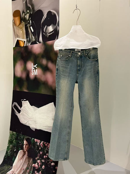 LYSM Signture Flare Jeans 2026  (16-18Apr $698, 之後批發價$768）