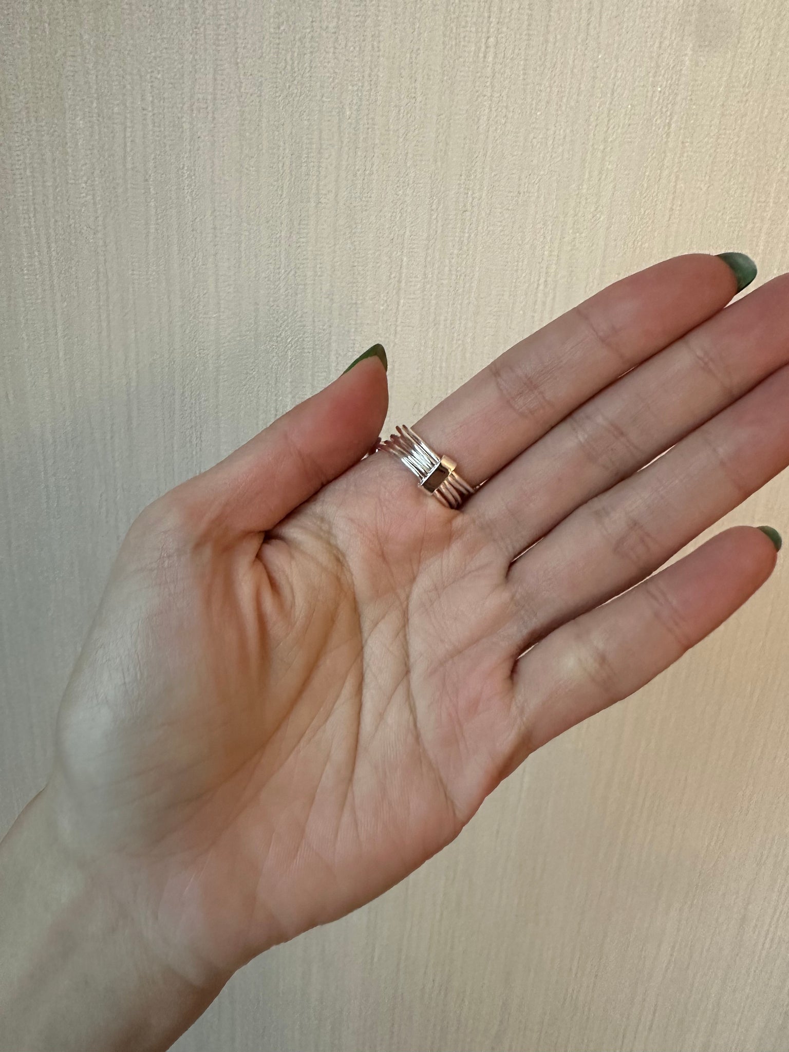 R3  (21-23Apr $428, 之後批發價$498）