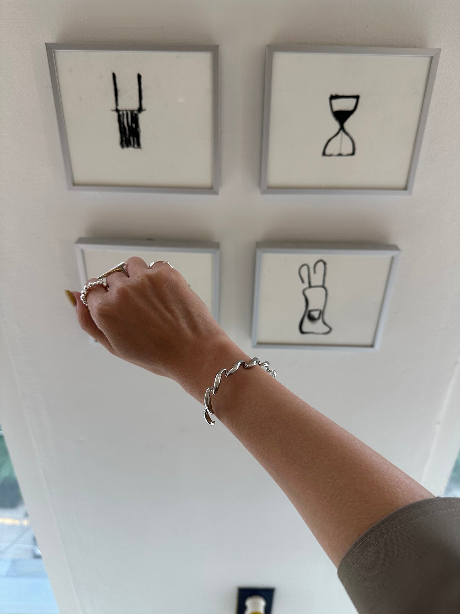 Curly Bangle (10-12Sep超抵價$298, 之後批發價$328)