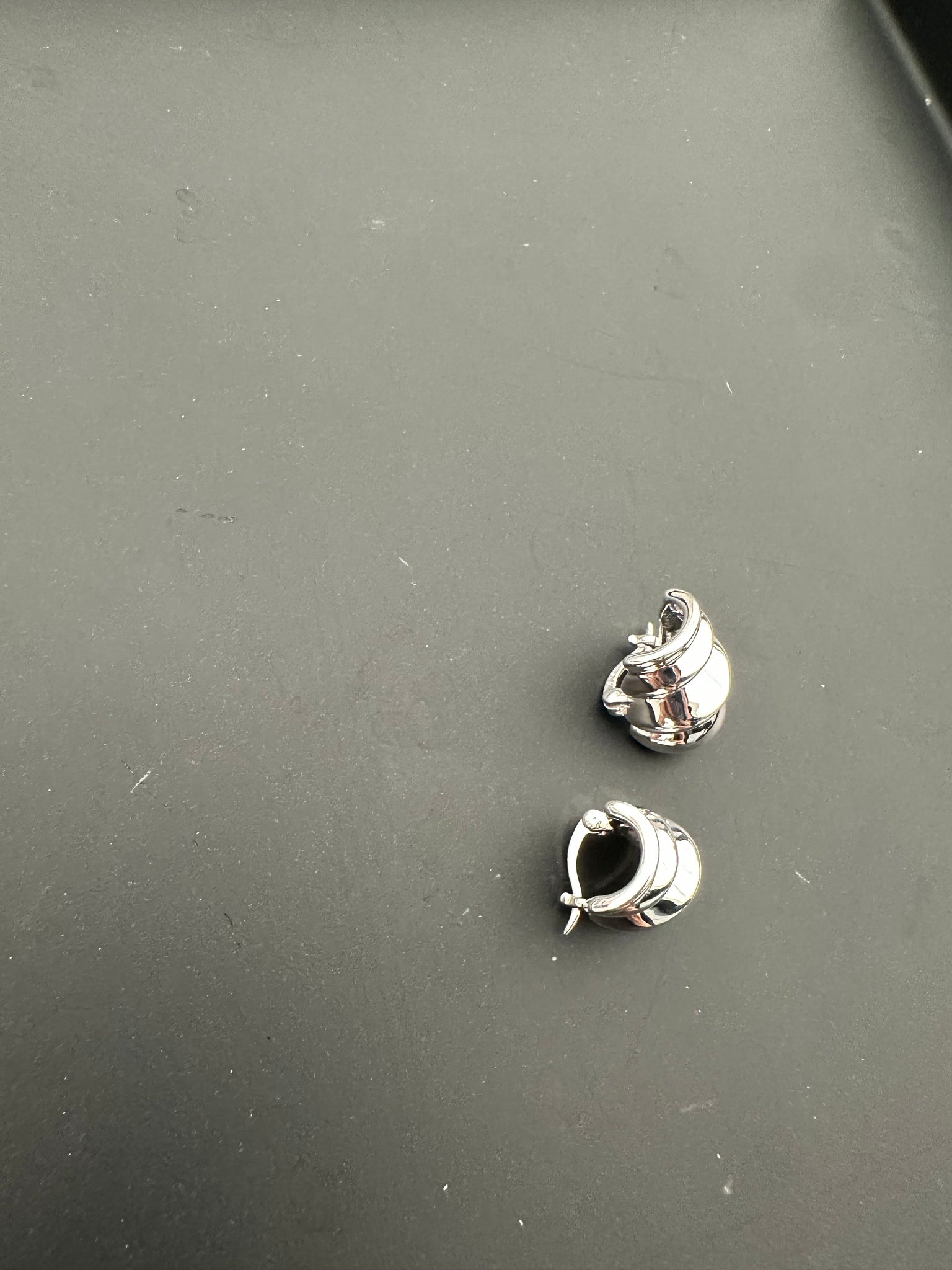 E4 (25-27Nov $468, 之後批發價$498）