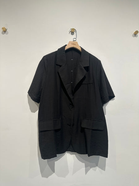 Short Sleeve Back Stitch Blazer Black (限時超抵快閃價$398至今晚23:59, 9-11Jul 超抵價$468, 之後批發價$498)