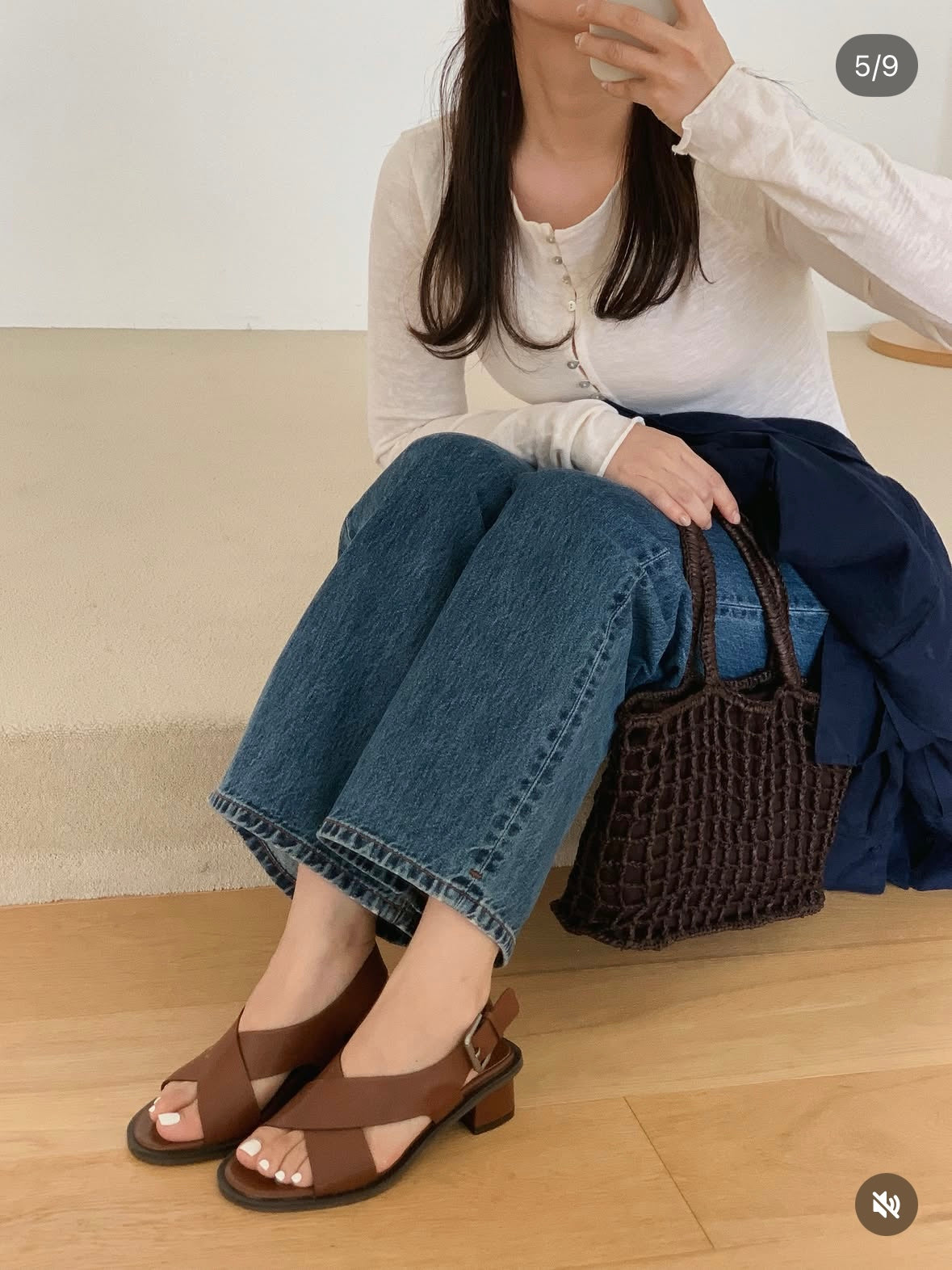 Genuine Leather Classy Cross Sandal (28-30May 超抵價 $528, 批發價$568)