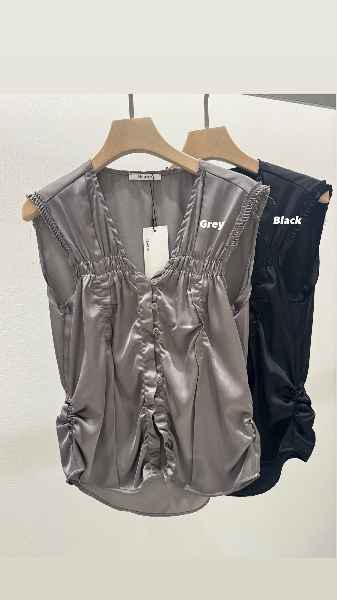 Satin Opera Vest (11-13Dec $548, 之後批發價$568）